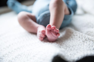 baby feet in-home photography