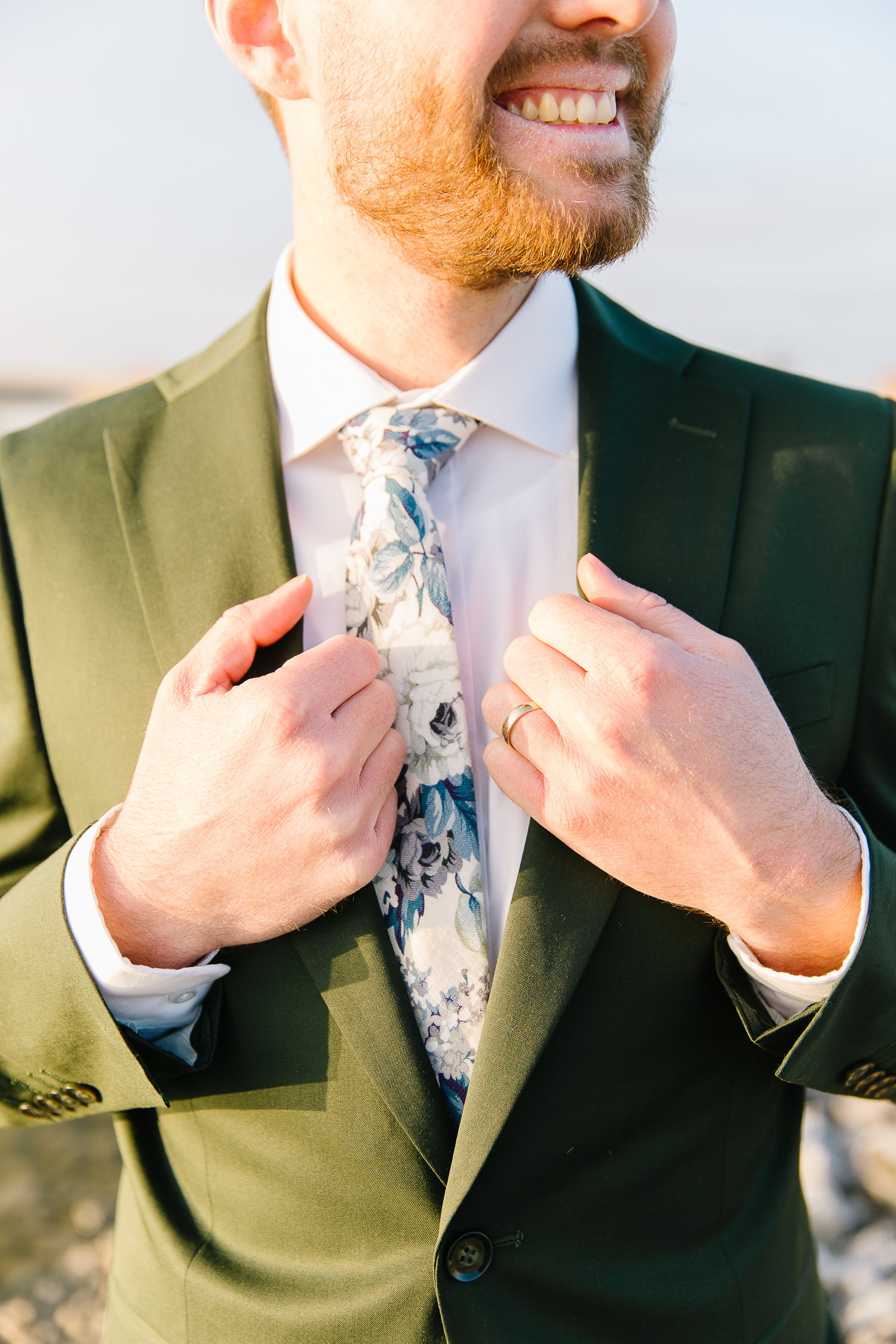 Utah Temple Photographer | Utah Wedding PhotographerLDS temple weddings l Wedding inspiration l Wedding bouquets l Wedding rings l Wedding day l Brigham City Temple l Wedding reception inspiration l What to wear on your wedding day l Leianne Phillips Photography
