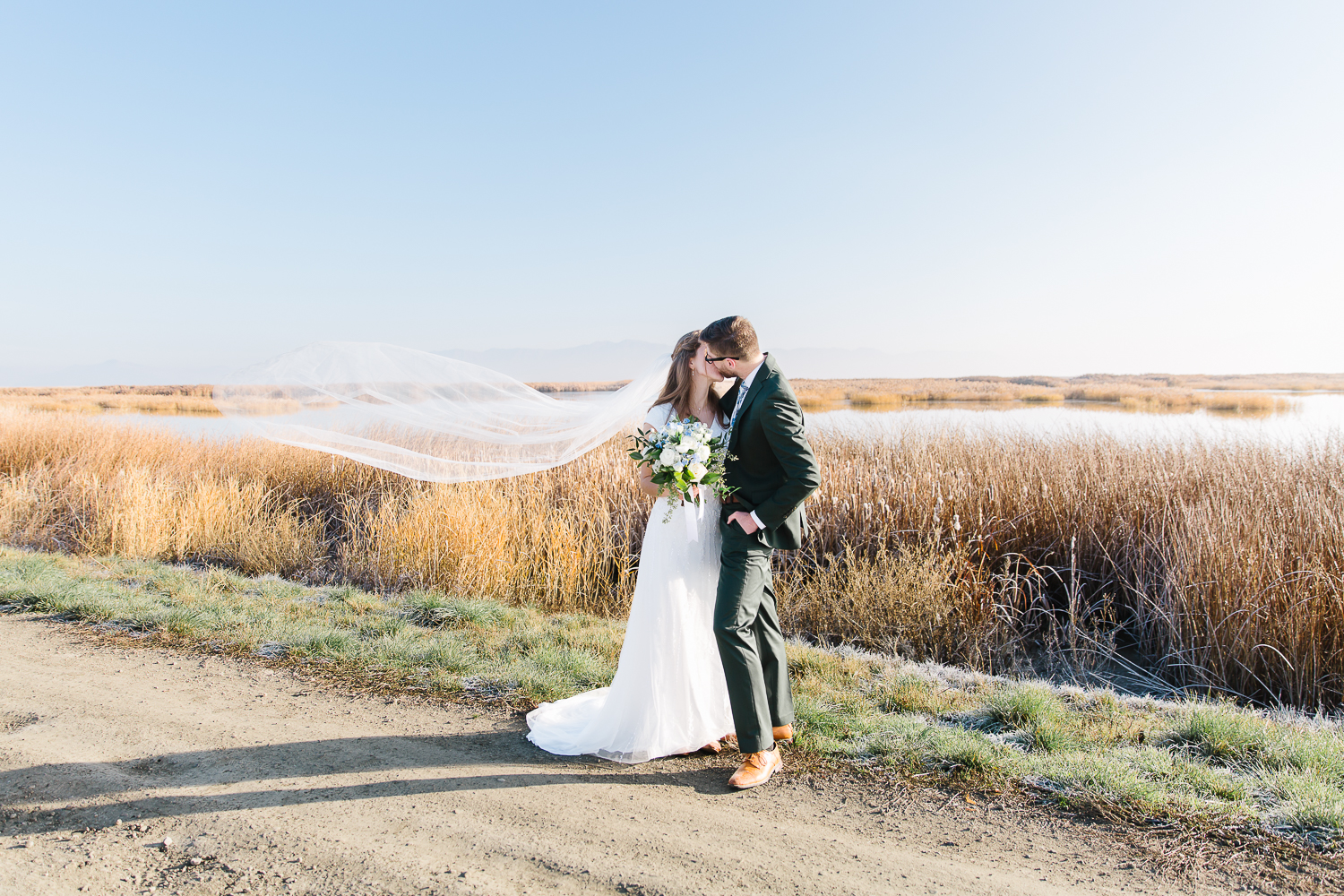 Utah Temple Photographer | Utah Wedding PhotographerLDS temple weddings l Wedding inspiration l Wedding bouquets l Wedding rings l Wedding day l Brigham City Temple l Wedding reception inspiration l What to wear on your wedding day l Leianne Phillips Photography