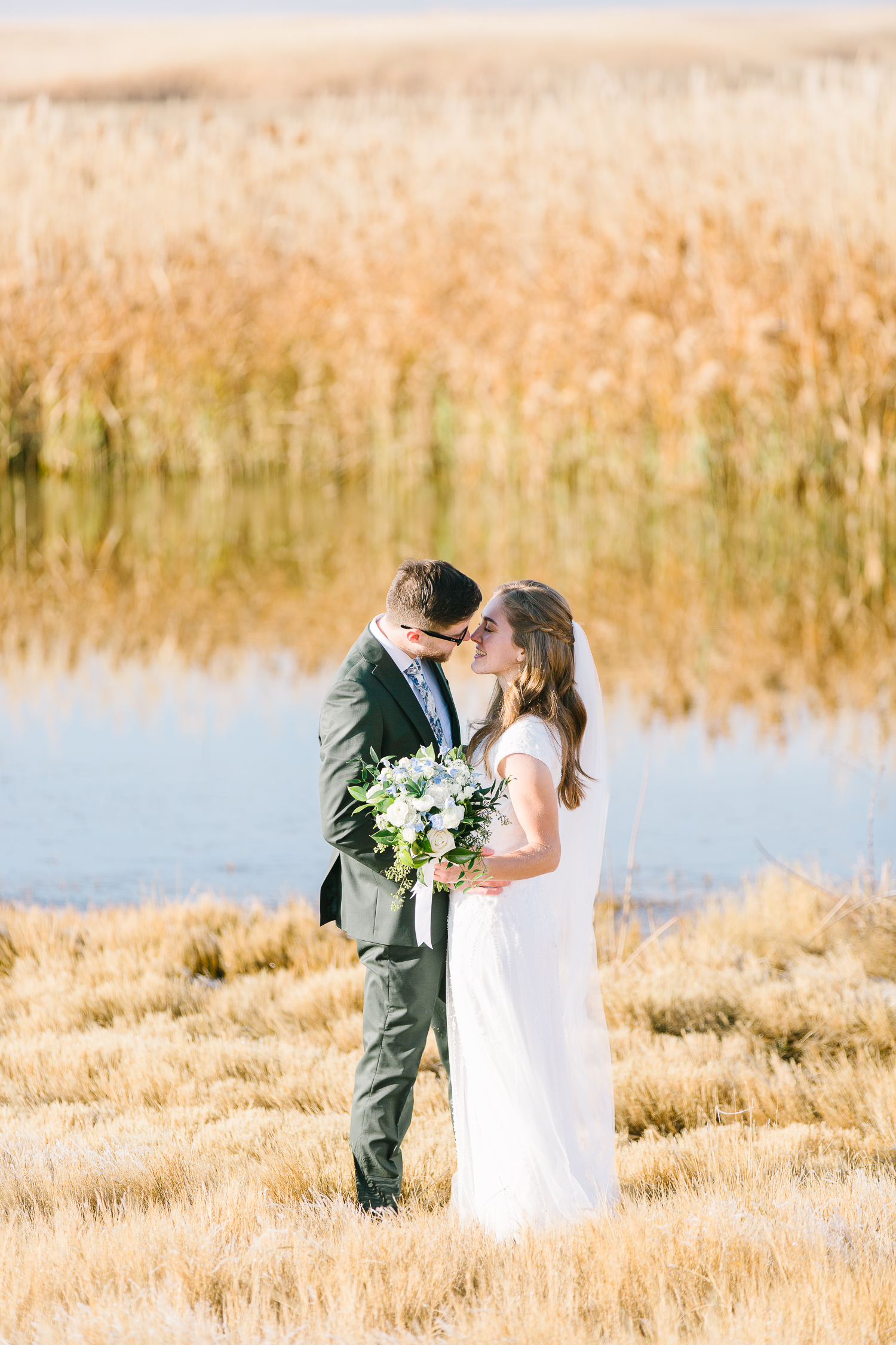 Utah Temple Photographer | Utah Wedding PhotographerLDS temple weddings l Wedding inspiration l Wedding bouquets l Wedding rings l Wedding day l Brigham City Temple l Wedding reception inspiration l What to wear on your wedding day l Leianne Phillips Photography