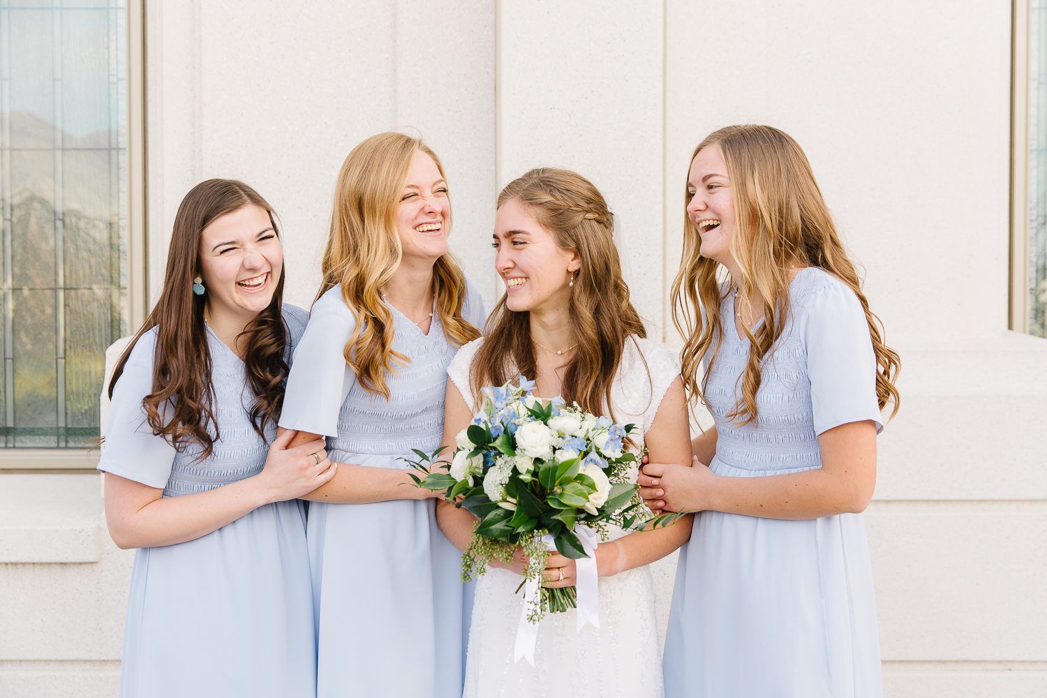 Utah Temple Photographer | Utah Wedding PhotographerLDS temple weddings l Wedding inspiration l Wedding bouquets l Wedding rings l Wedding day l Brigham City Temple l Wedding reception inspiration l What to wear on your wedding day l Leianne Phillips Photography