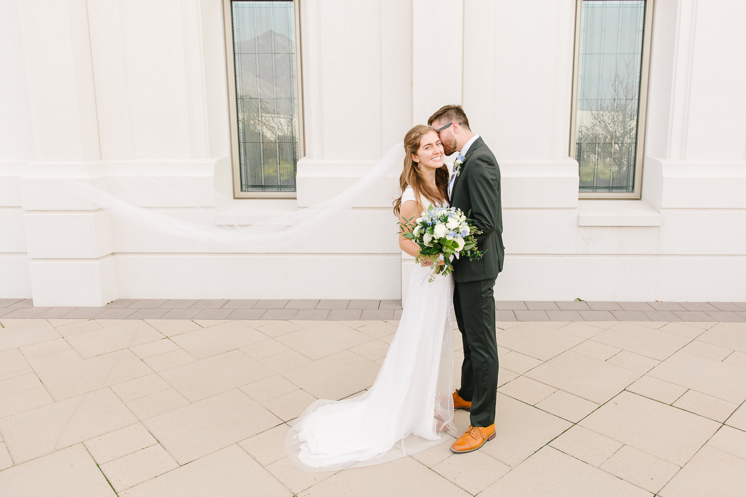 Utah Temple Photographer | Utah Wedding PhotographerLDS temple weddings l Wedding inspiration l Wedding bouquets l Wedding rings l Wedding day l Brigham City Temple l Wedding reception inspiration l What to wear on your wedding day l Leianne Phillips Photography