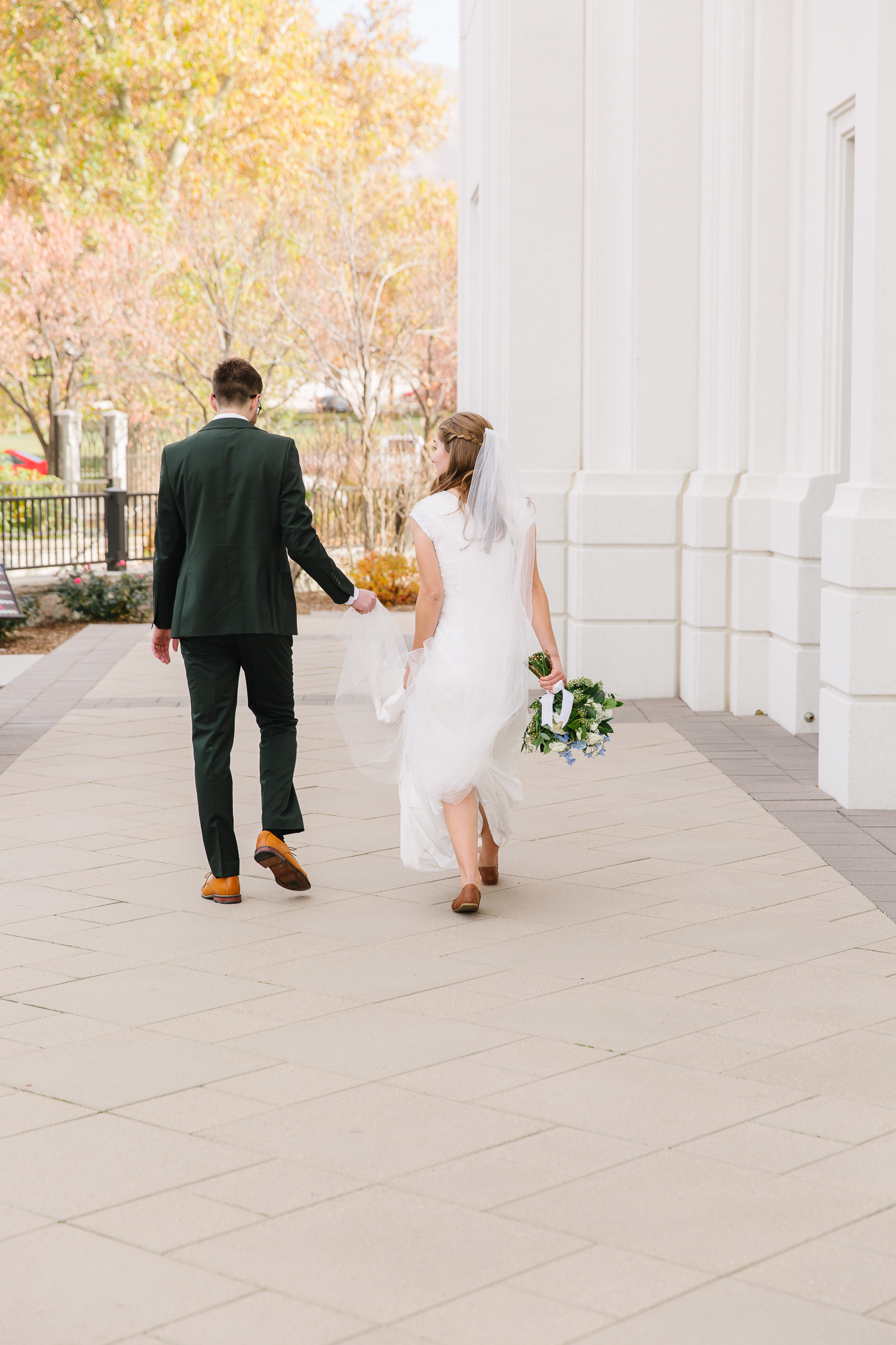 Utah Temple Photographer | Utah Wedding PhotographerLDS temple weddings l Wedding inspiration l Wedding bouquets l Wedding rings l Wedding day l Brigham City Temple l Wedding reception inspiration l What to wear on your wedding day l Leianne Phillips Photography