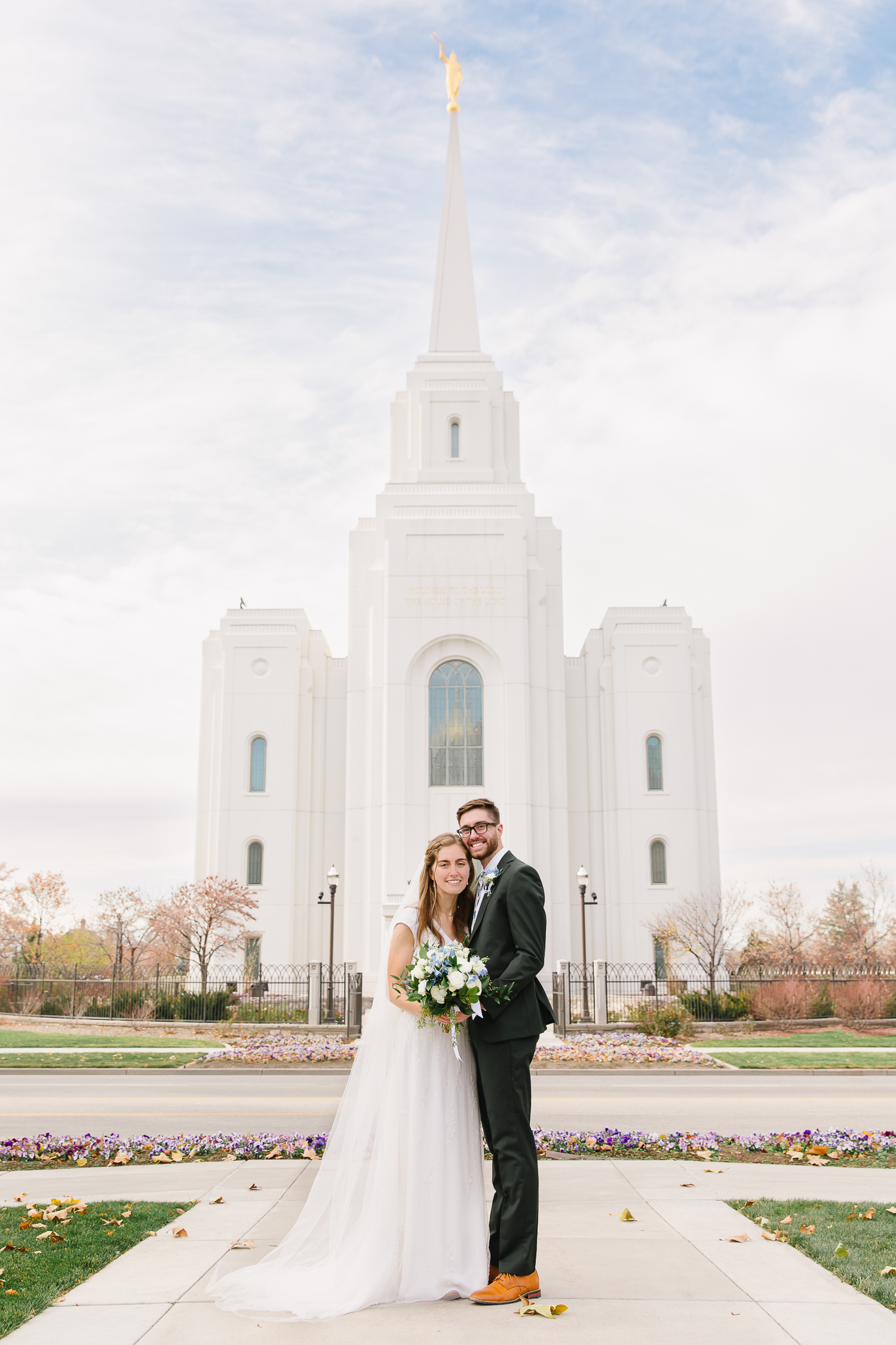 Utah Temple Photographer | Utah Wedding PhotographerLDS temple weddings l Wedding inspiration l Wedding bouquets l Wedding rings l Wedding day l Brigham City Temple l Wedding reception inspiration l What to wear on your wedding day l Leianne Phillips Photography