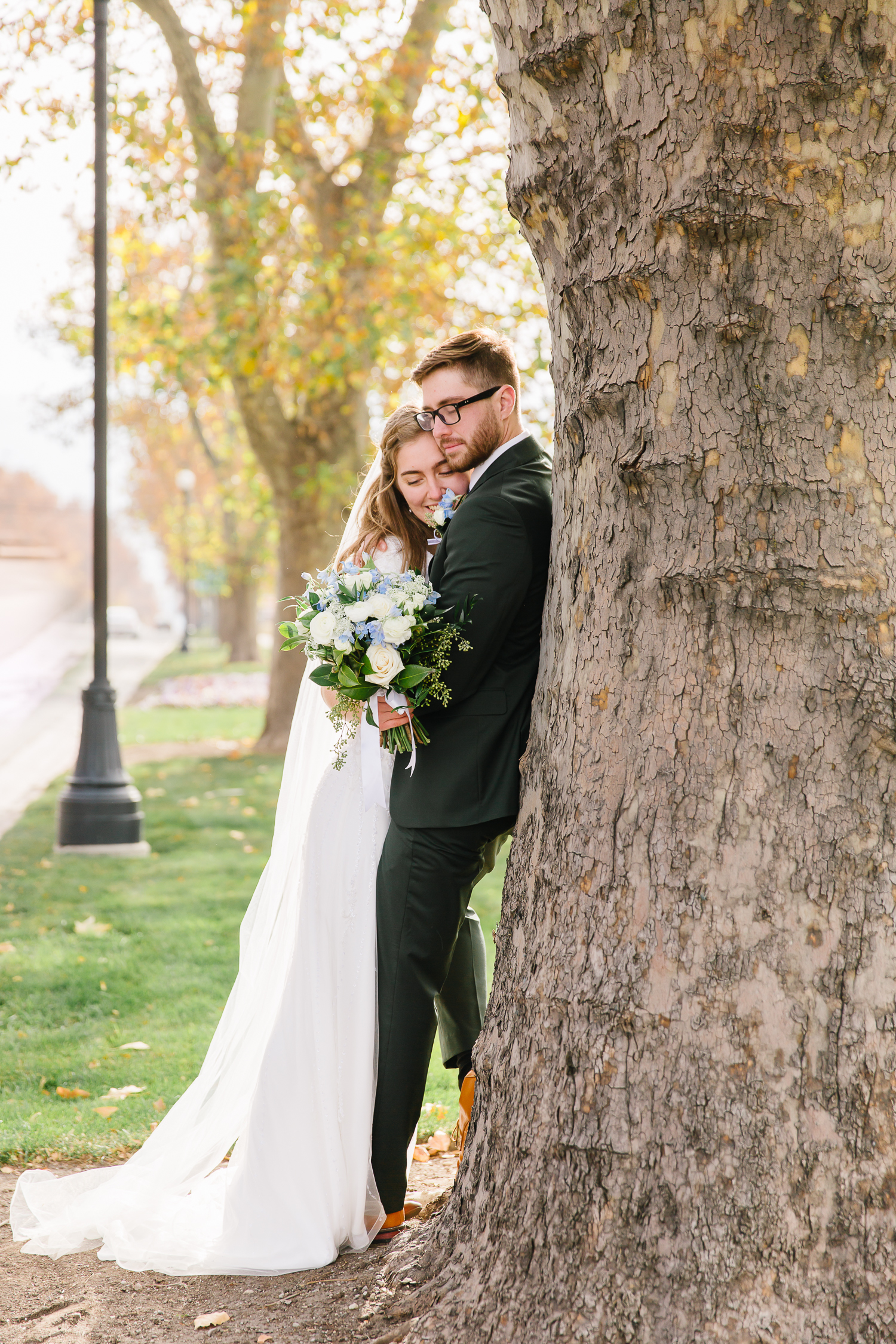 Utah Temple Photographer | Utah Wedding PhotographerLDS temple weddings l Wedding inspiration l Wedding bouquets l Wedding rings l Wedding day l Brigham City Temple l Wedding reception inspiration l What to wear on your wedding day l Leianne Phillips Photography