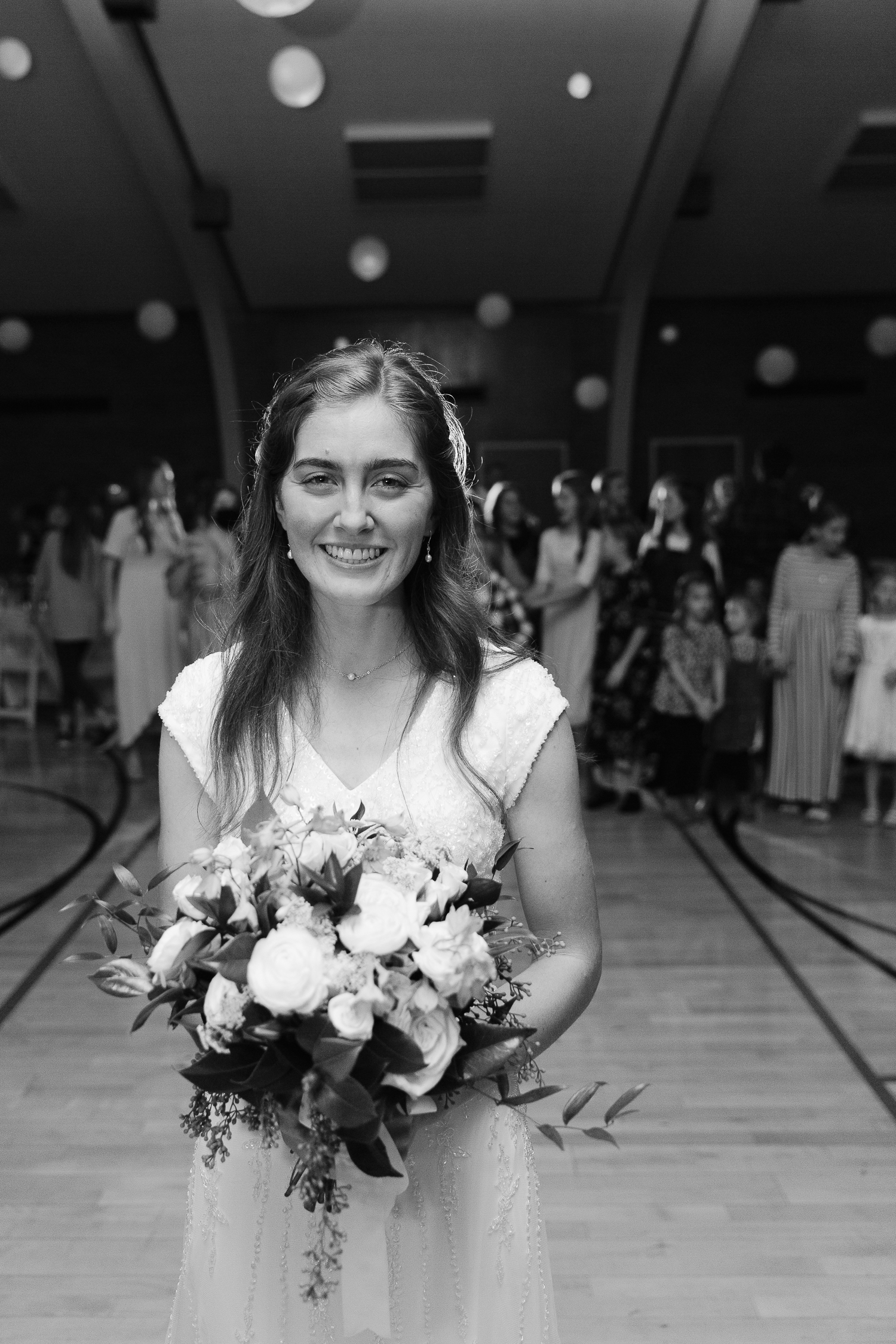 Utah Temple Photographer | Utah Wedding PhotographerLDS temple weddings l Wedding inspiration l Wedding bouquets l Wedding rings l Wedding day l Brigham City Temple l Wedding reception inspiration l What to wear on your wedding day l Leianne Phillips Photography