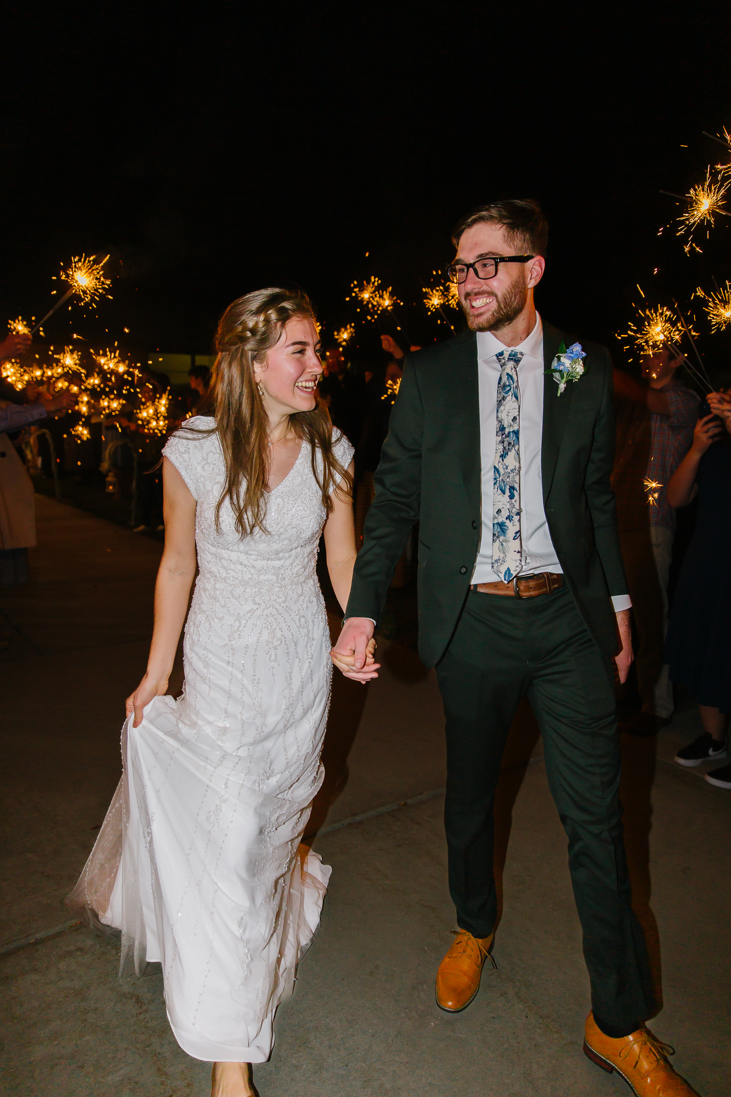Utah Temple Photographer | Utah Wedding PhotographerLDS temple weddings l Wedding inspiration l Wedding bouquets l Wedding rings l Wedding day l Brigham City Temple l Wedding reception inspiration l What to wear on your wedding day l Leianne Phillips Photography