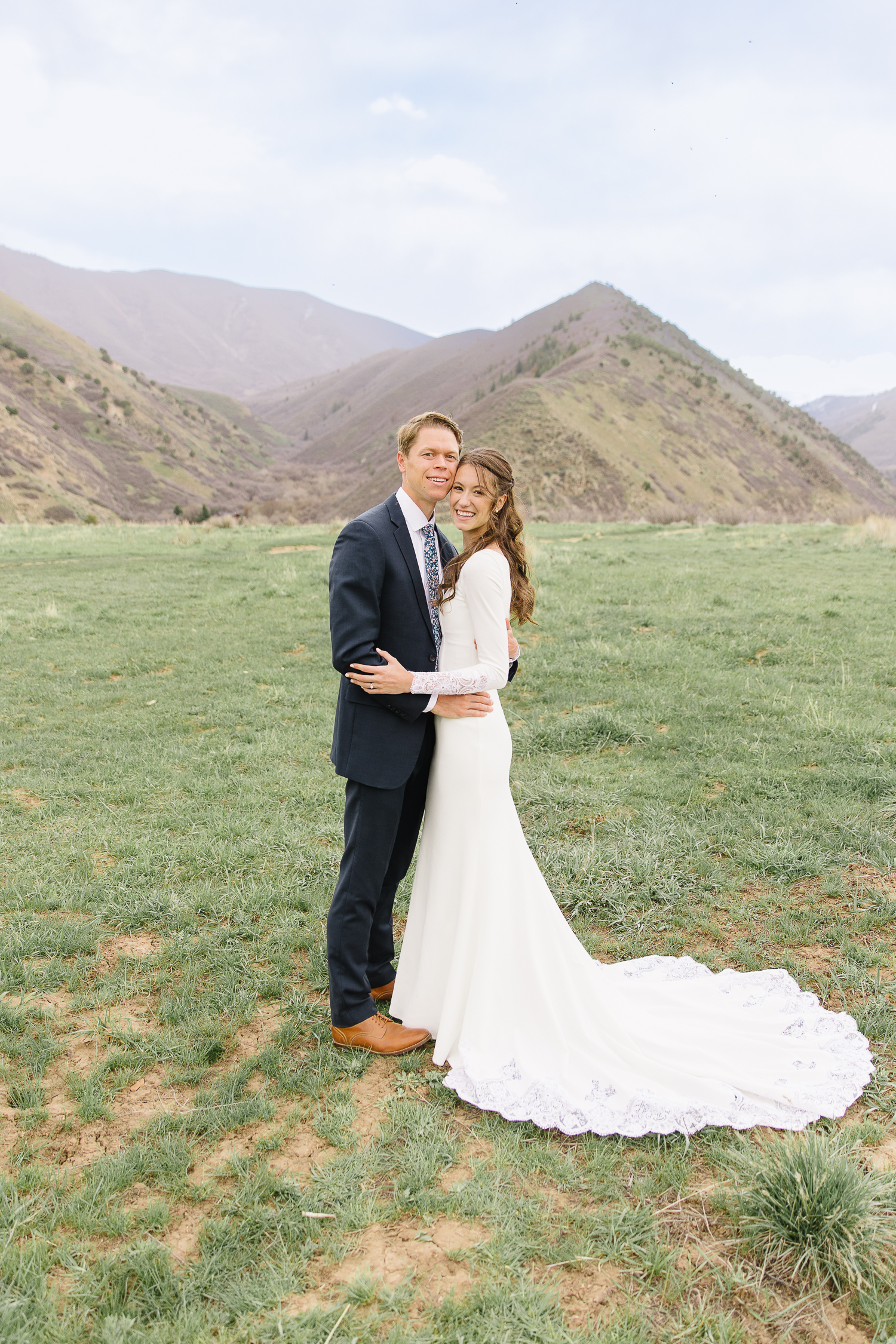 EmilyMitch.BRIDALS.042722.blog .012